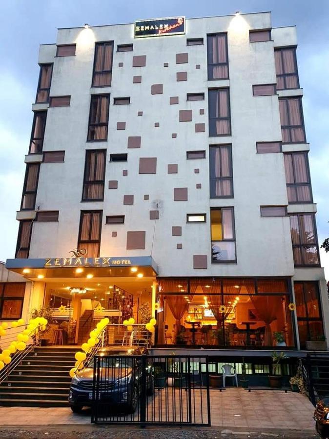 Zemalex Hotel Addis Ababa Exteriör bild
