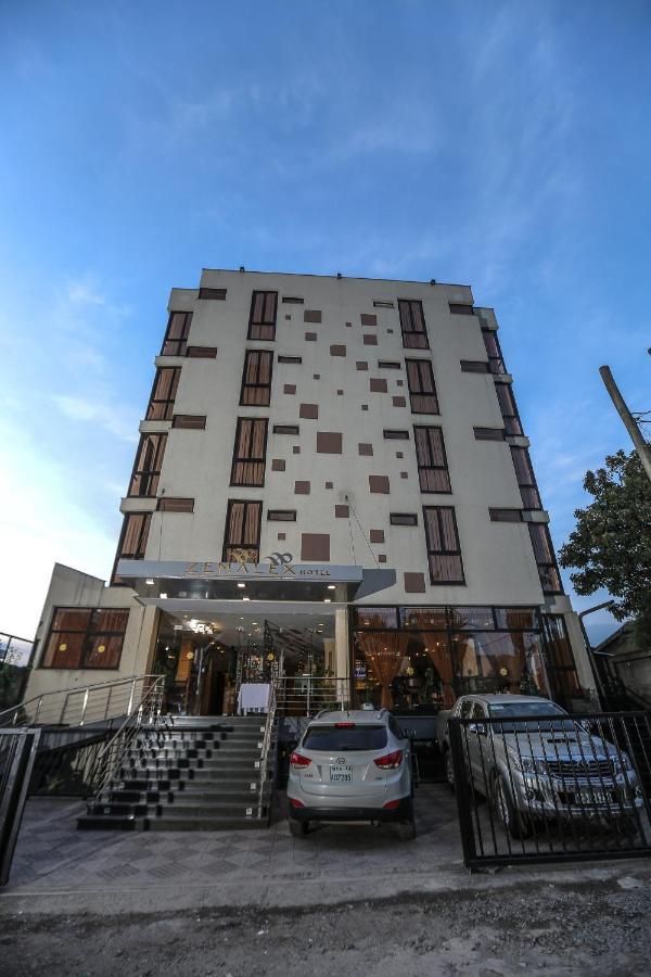 Zemalex Hotel Addis Ababa Exteriör bild