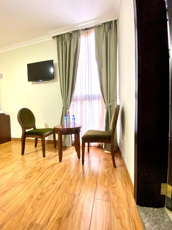 Zemalex Hotel Addis Ababa Exteriör bild